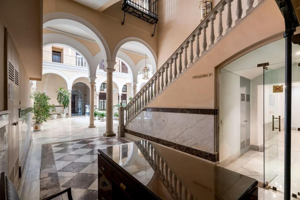 Apartamentos Rg, San Vicente 22 Sevilla Eksteriør billede