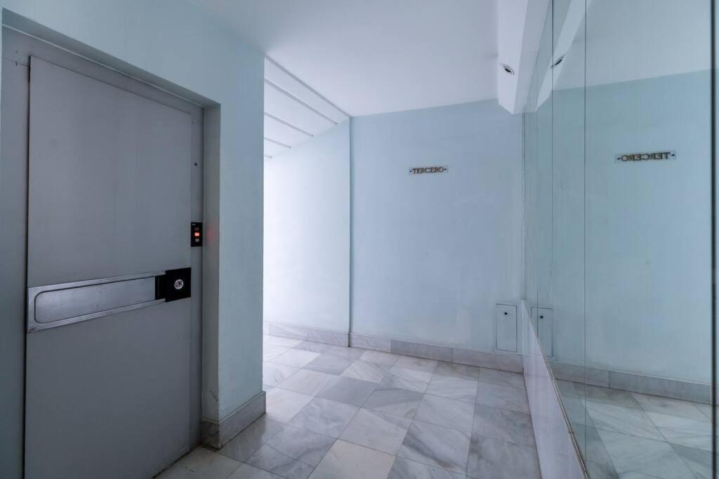 Apartamentos Rg, San Vicente 22 Sevilla Eksteriør billede