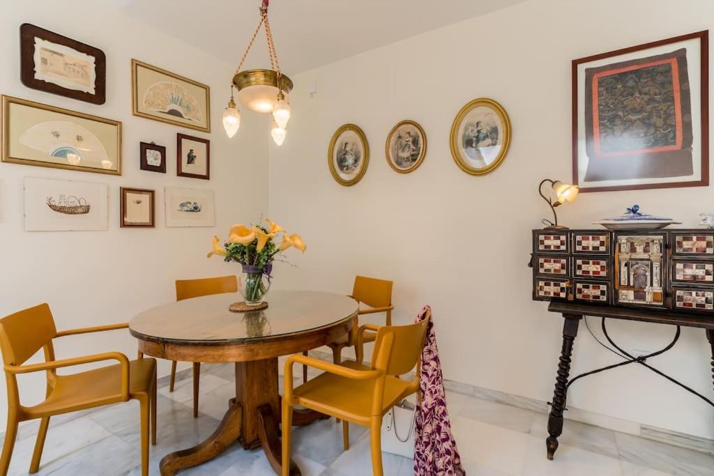 Apartamentos Rg, San Vicente 22 Sevilla Eksteriør billede