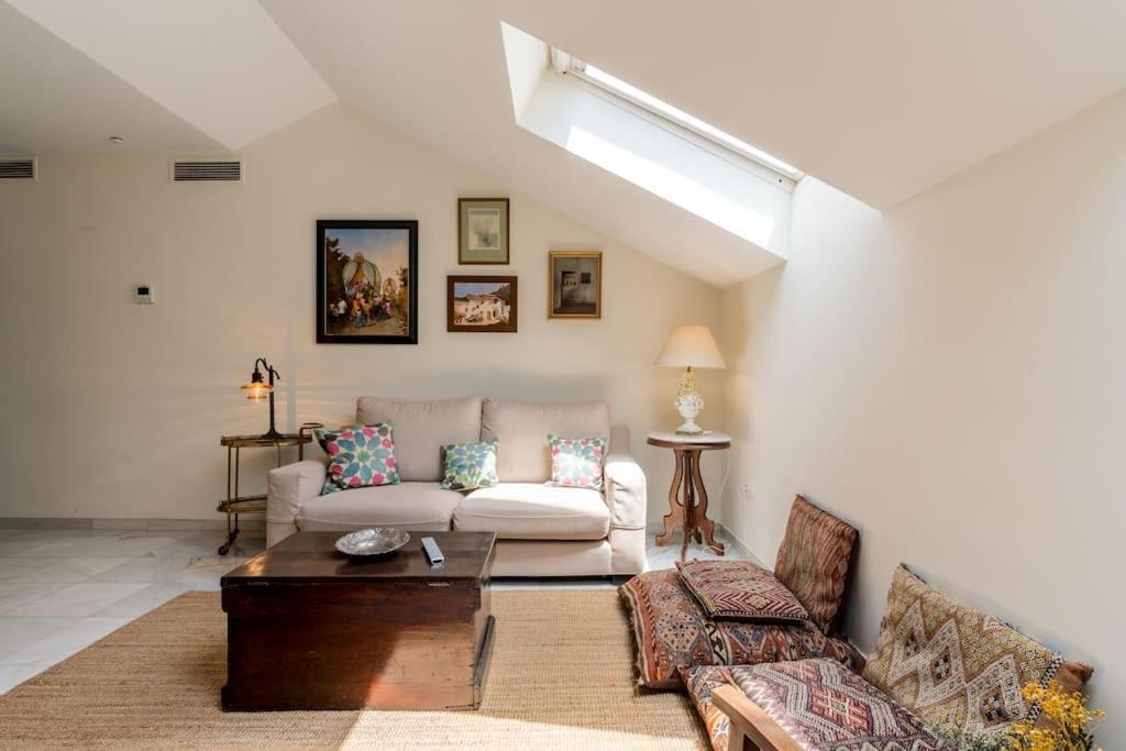 Apartamentos Rg, San Vicente 22 Sevilla Eksteriør billede